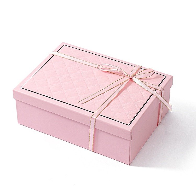 imgi_28_lid-and-base-gift-box